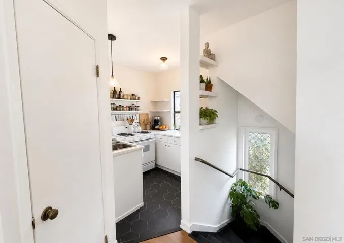 1733 Adams Ave, San Diego, California 92116 — photo 5