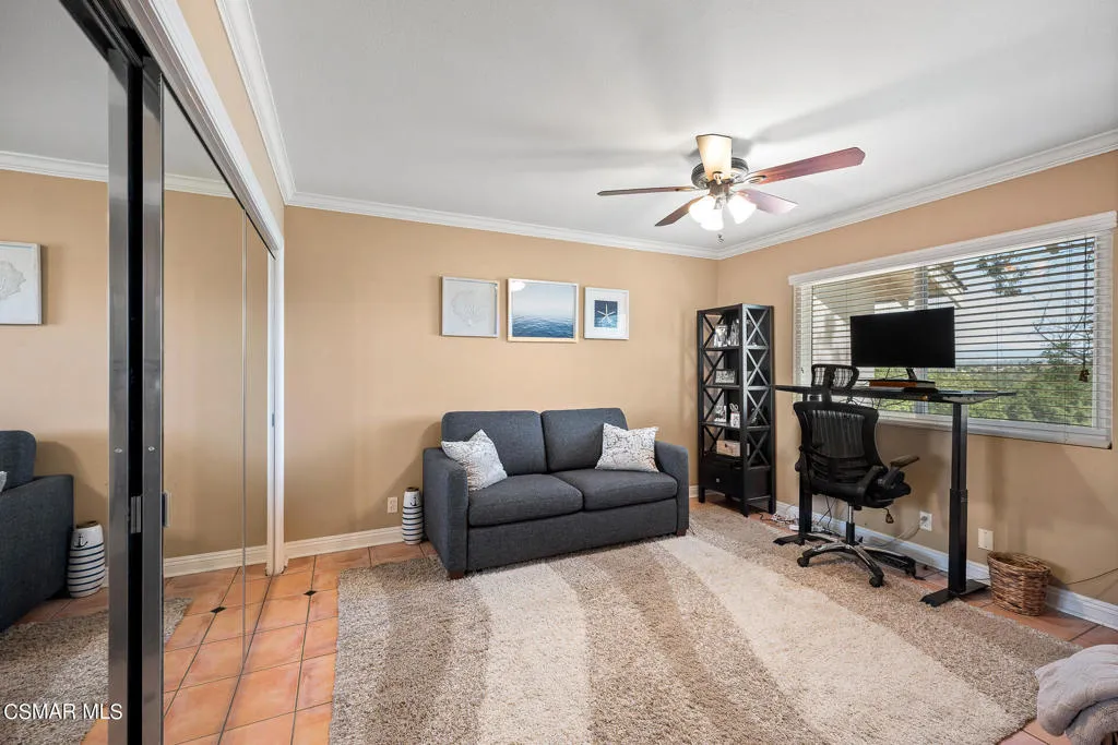 167 Rimrock   -42