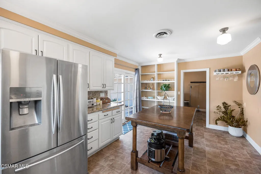 167 Rimrock   -31