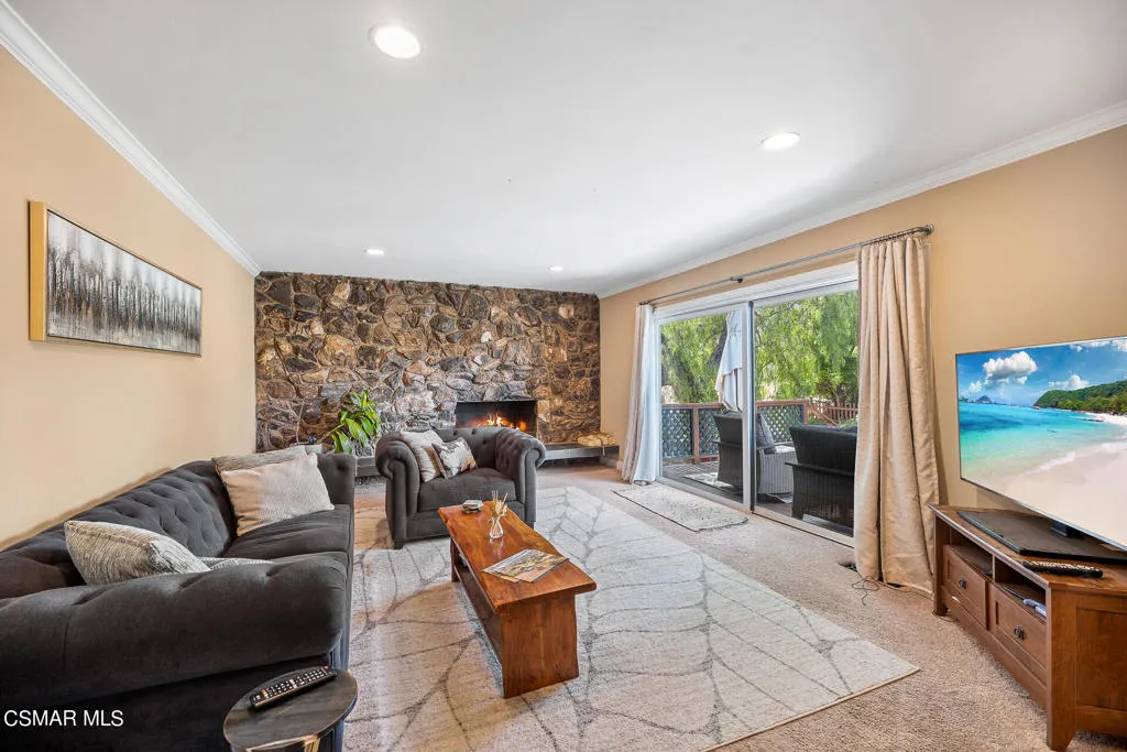 167 Rimrock   -37