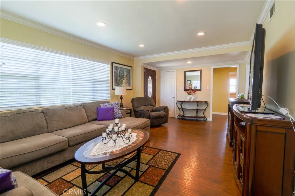 11629 Santa Gertrudes Avenue, Whittier, California 90604 — photo 5