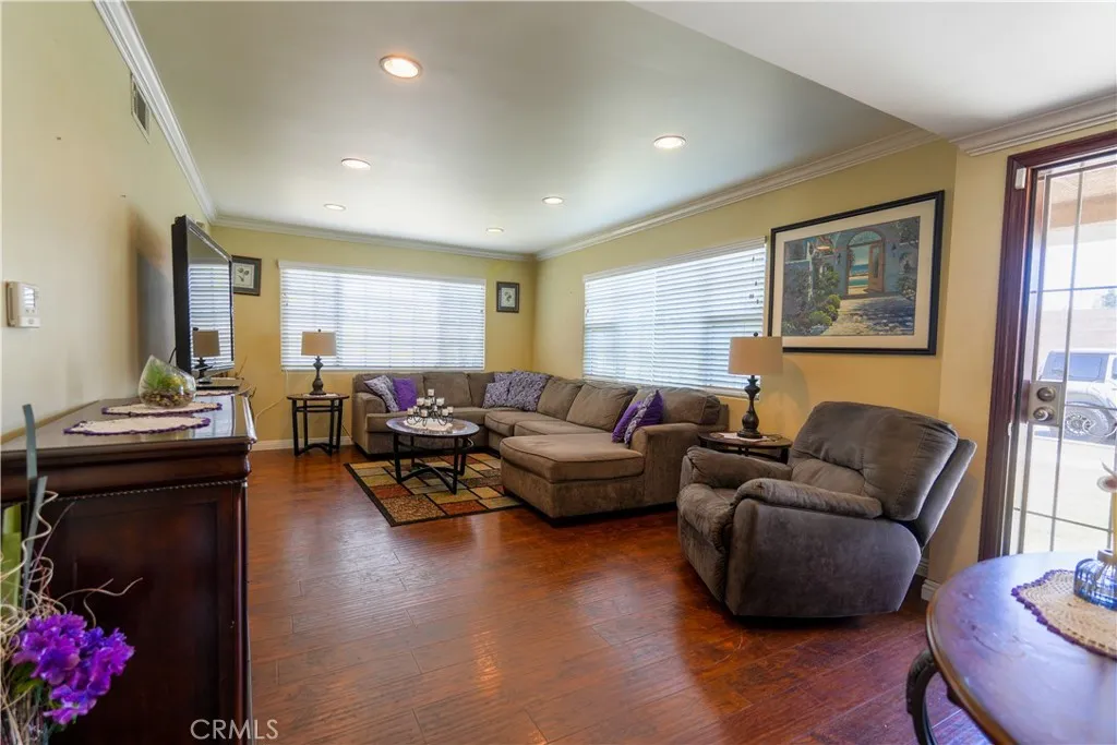 11629 Santa Gertrudes Avenue, Whittier, California 90604 — photo 4