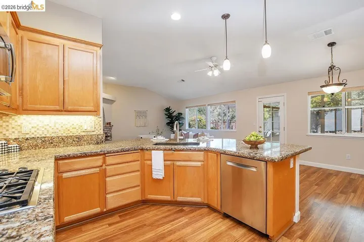 54 Janin Pl, Pleasant Hill, California 94523 — photo 5