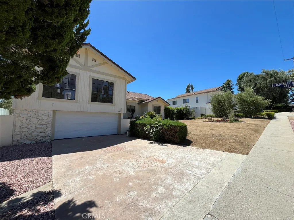 4527 Stark, Woodland Hills, California 91364 — photo 4