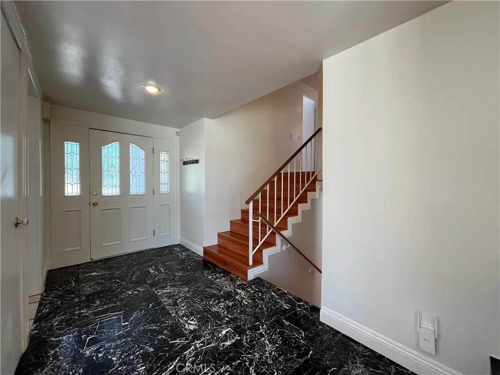4527 Stark, Woodland Hills, California 91364 — photo 5