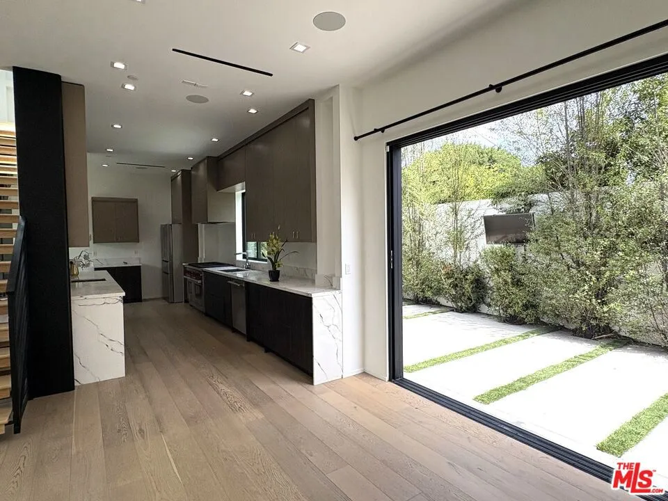 4338 Huntley Avenue, Culver City, California 90230 — photo 4