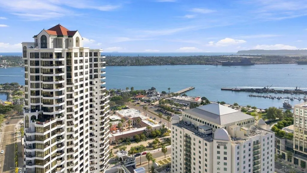 700 W Harbor Dr