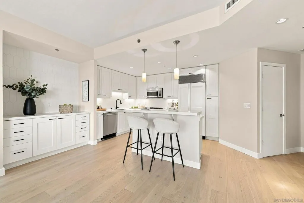 700 W Harbor Dr 1805, San Diego, California 92101 — photo 5