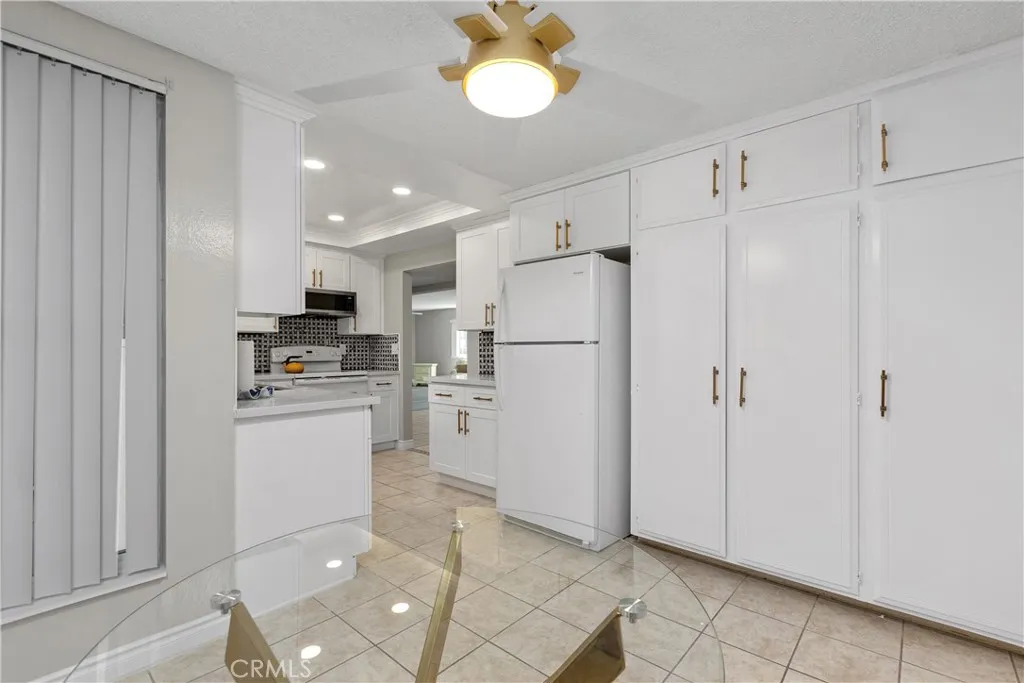 More kitchen More kitchen