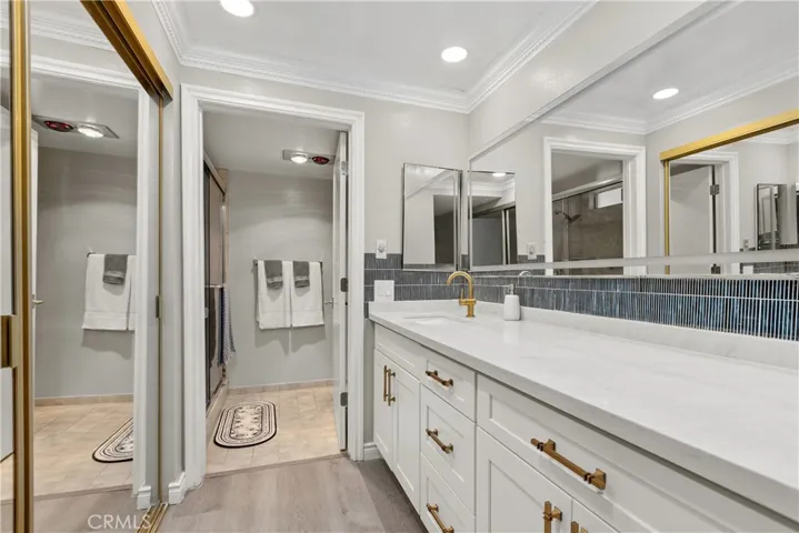 Ensuite bathroom