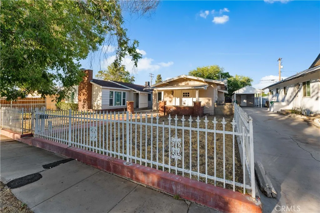 44636 Cedar Avenue, Lancaster, California 93534 — photo 5