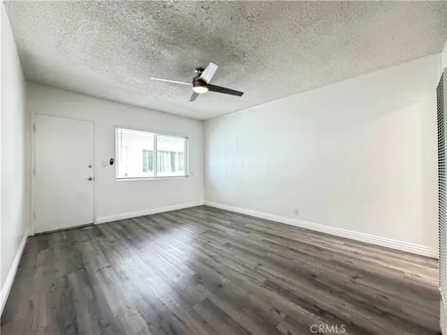 12926 Doty Avenue 23, Hawthorne, California 90250 — photo 4