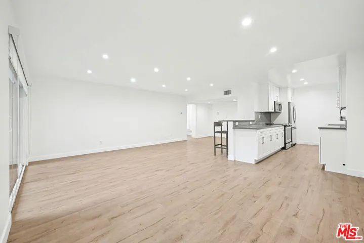 136 S Palm Drive 103, Beverly Hills, California 90212 — photo 5