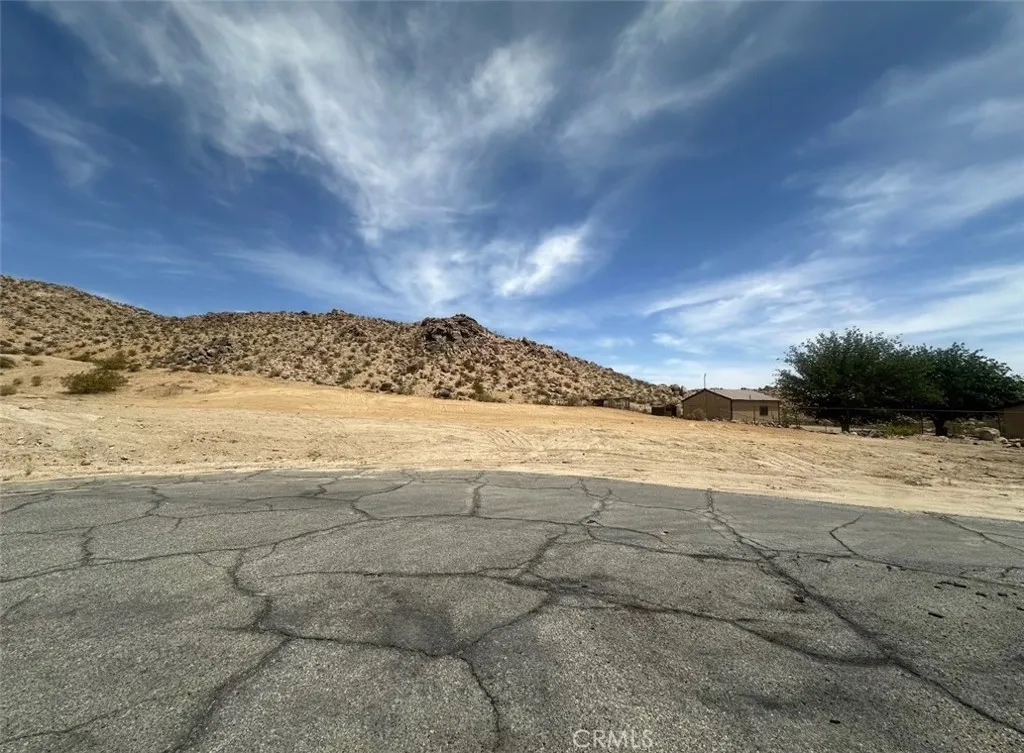 17707 Queensglen Avenue, Lake Los Angeles, California 93591 — photo 5