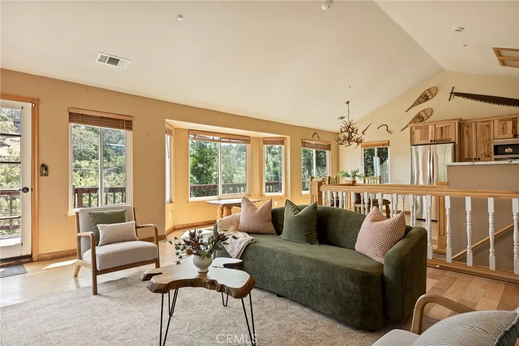 1208 Aleutian, Lake Arrowhead, California 92352 — photo 5