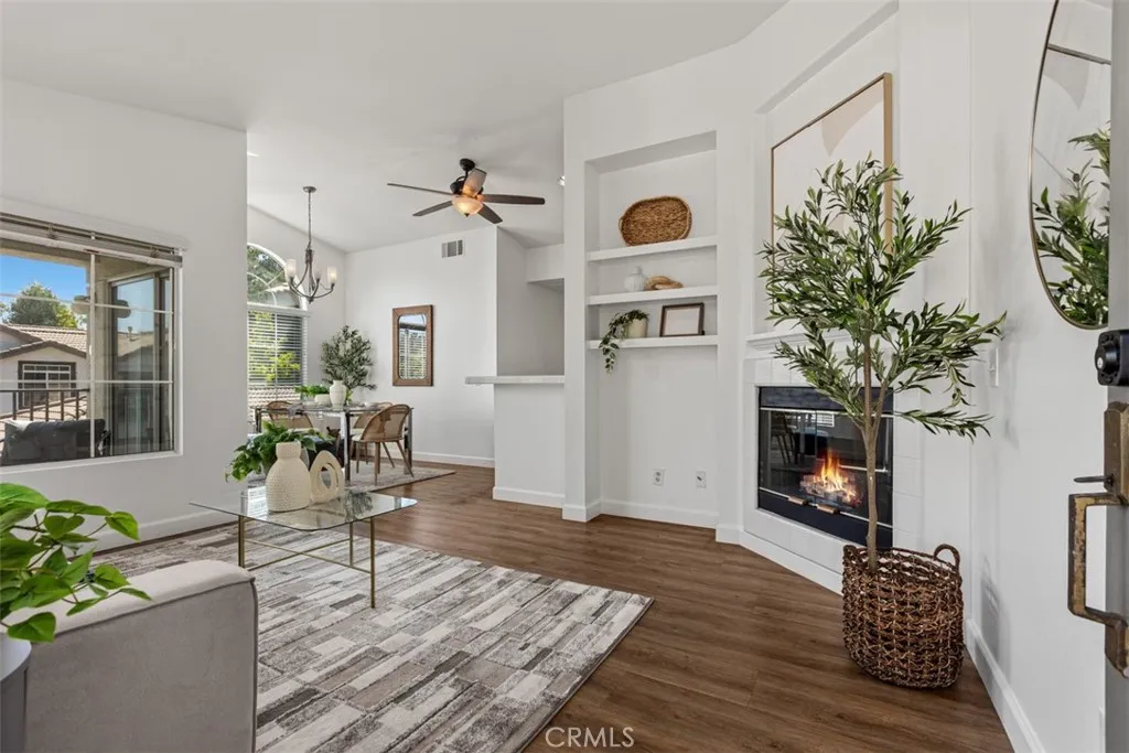 135 Chaumont, Lake Forest, California 92610 — photo 5