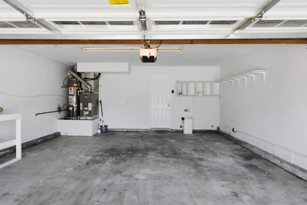 633 Thunder Gln, Escondido, California 92027 — photo 4