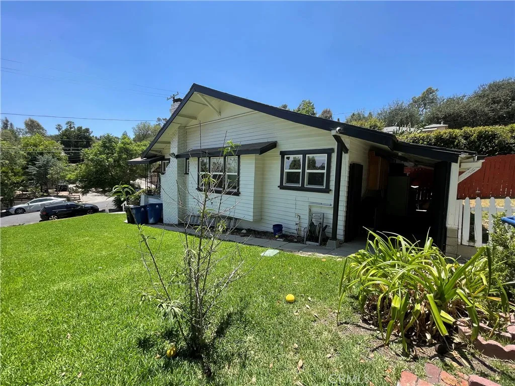 5903 Tipton, Los Angeles, California 90042 — photo 4