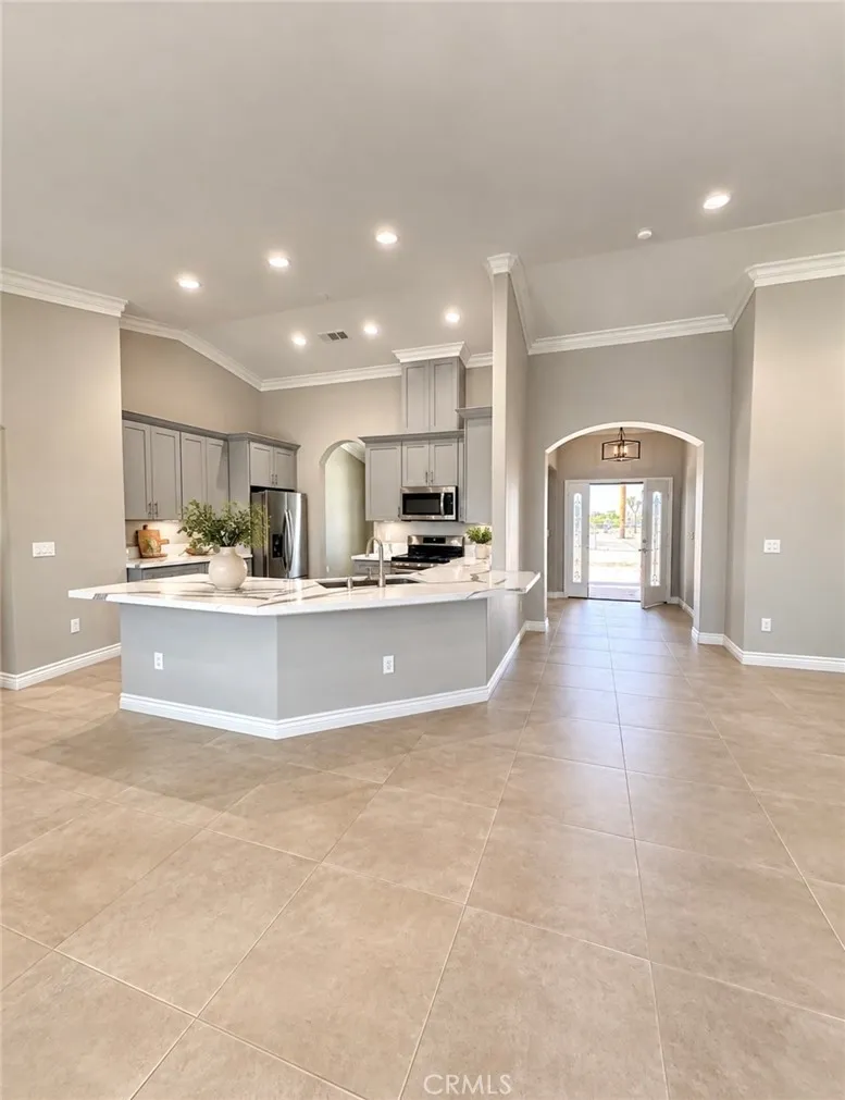 14749 Sultana, Hesperia, California 92345 — photo 5