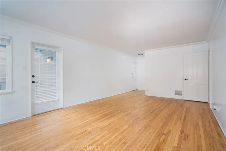 265 N Swall Drive, Beverly Hills, California 90211 — photo 4