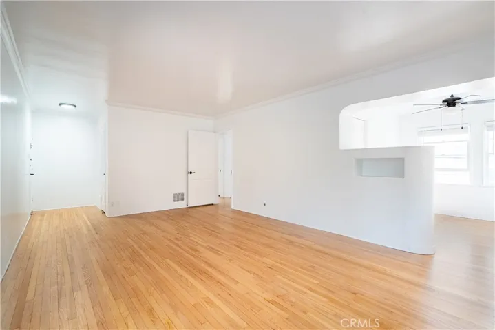 265 N Swall Drive, Beverly Hills, California 90211 — photo 5