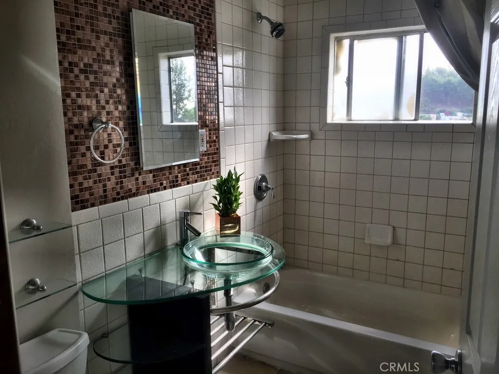 3977 Ramboz, City Terrace, California 90063 — photo 5