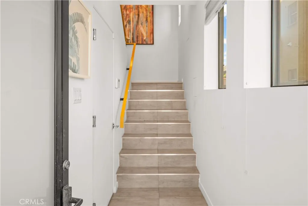 gallery-image 3