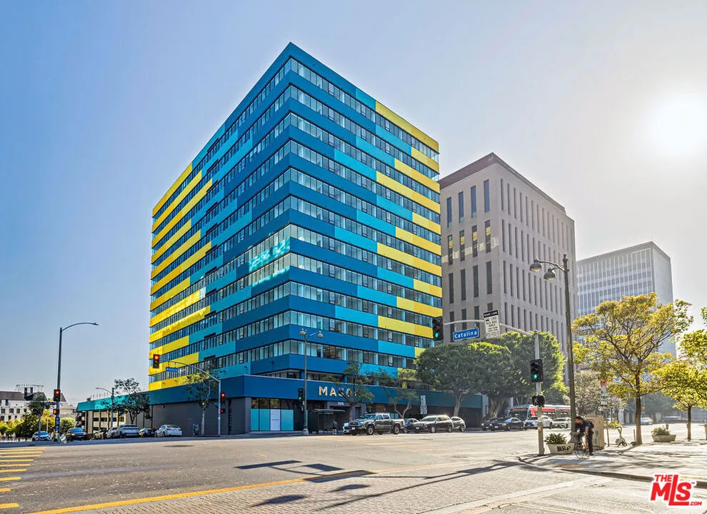 3325 S Wilshire Blvd