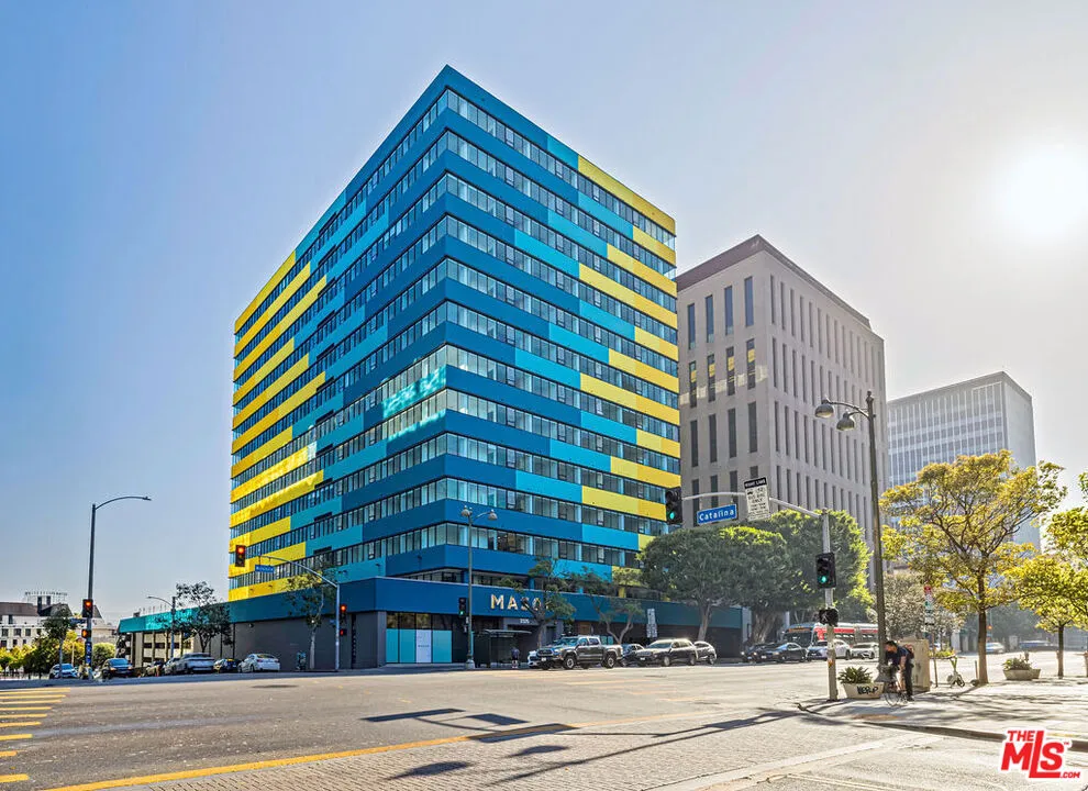 3325 S Wilshire Blvd