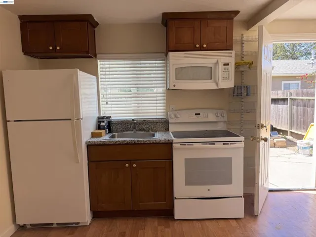 372 6th Ave, Menlo Park, California 94025 — photo 4