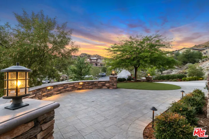 28236 Forge Court, Valencia, California 91354 — photo 4