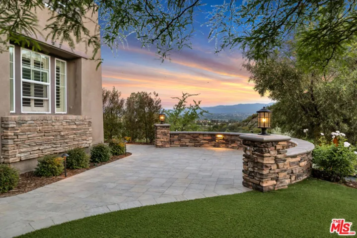28236 Forge Court, Valencia, California 91354 — photo 5