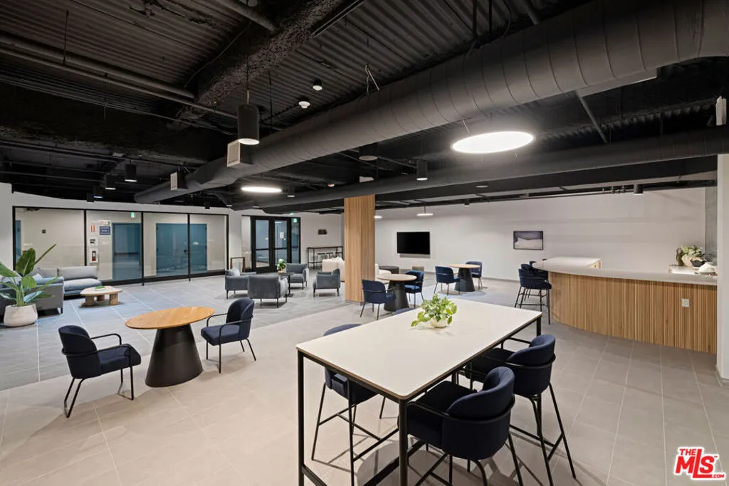 3325 S Wilshire Blvd 1308, Los Angeles, California 90010 — photo 4