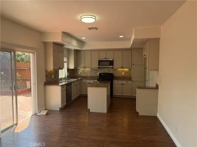 15892 Ocean, Gardena, California 90249 — photo 4