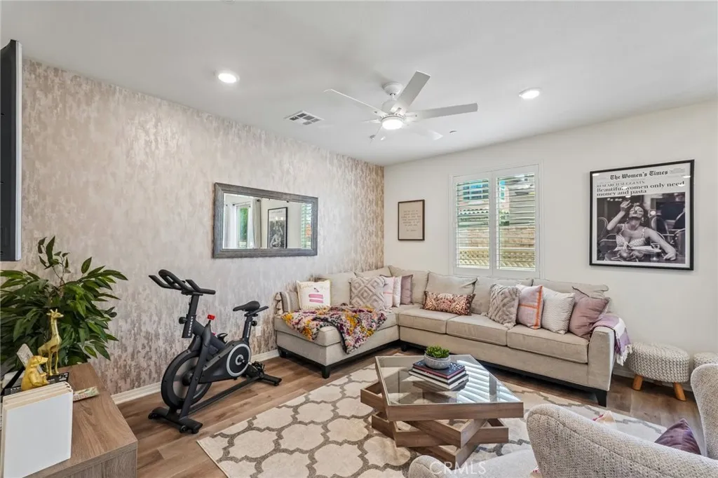 24145 Dolcetto Avenue 606, Murrieta, California 92562 — photo 4