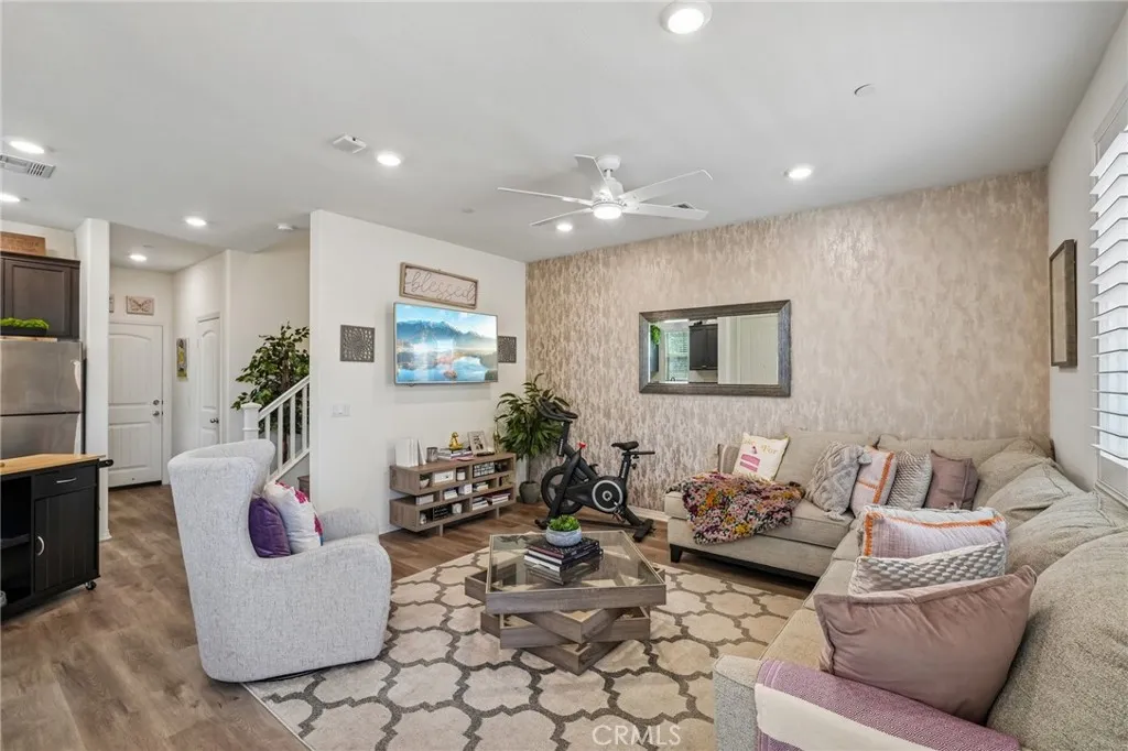 24145 Dolcetto Avenue 606, Murrieta, California 92562 — photo 5