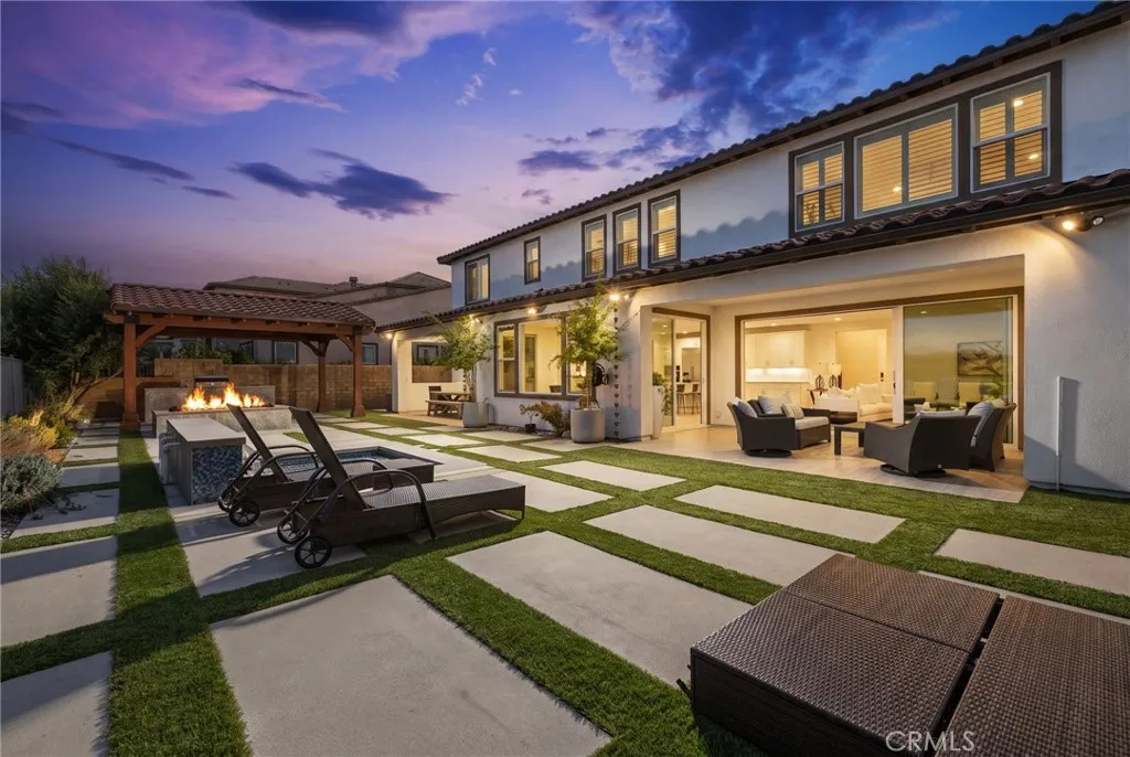 18747 Juniper Springs Drive, Canyon Country, California 91387 — photo 5
