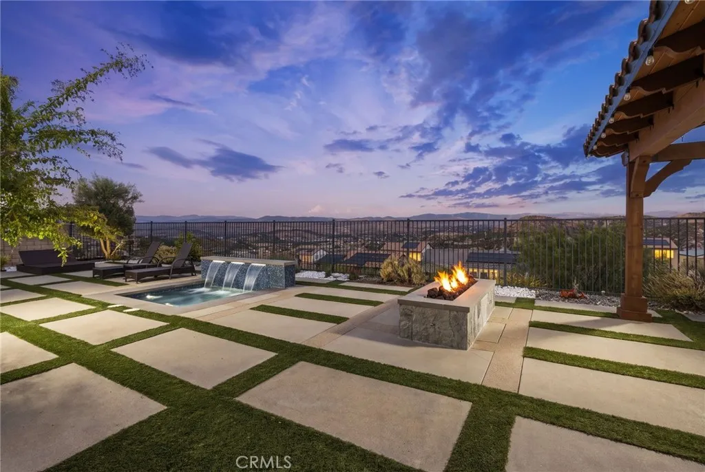 18747 Juniper Springs Drive, Canyon Country, California 91387 — photo 4