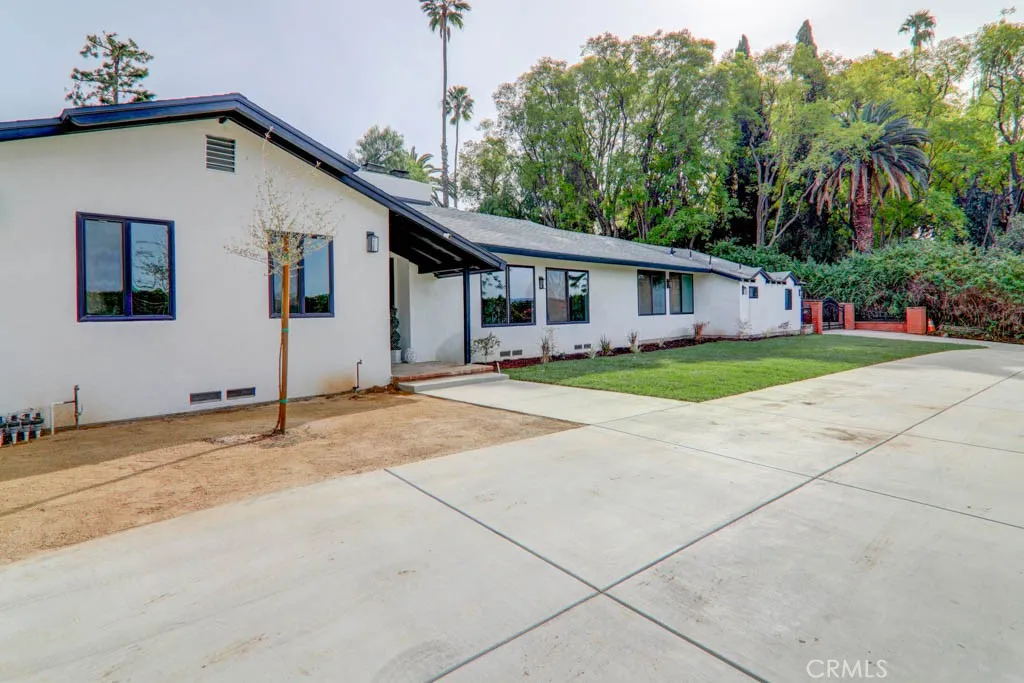 6174 Hawarden, Riverside, California 92506 — photo 5