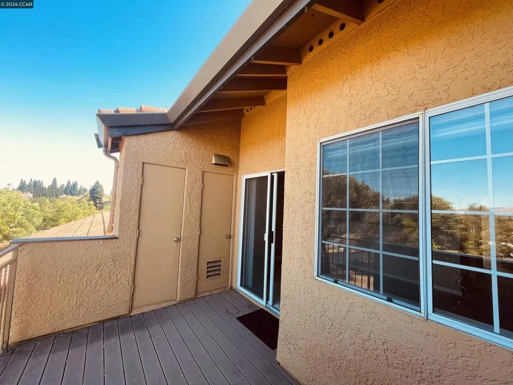 450 Bollinger Canyon Ln