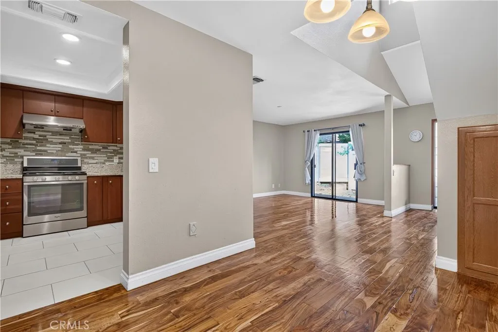 615 Monterey E, Monrovia, California 91016 — photo 4