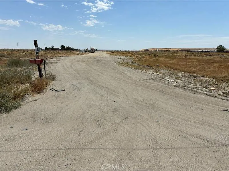 0 Vic Division St & Ave E12- (apn: 3145013015)