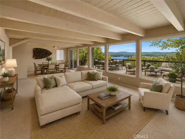 945 N Hospital Road 1, Lake Arrowhead, California 92352 — photo 4