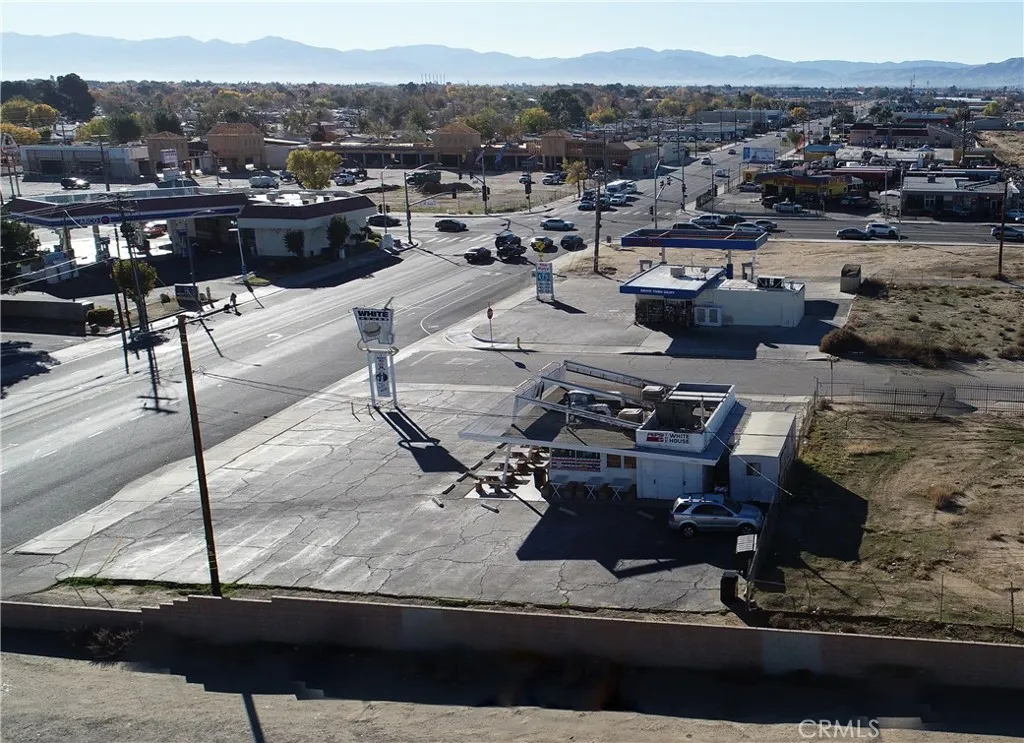 44431 Division Street, Lancaster, California 93535 — photo 5