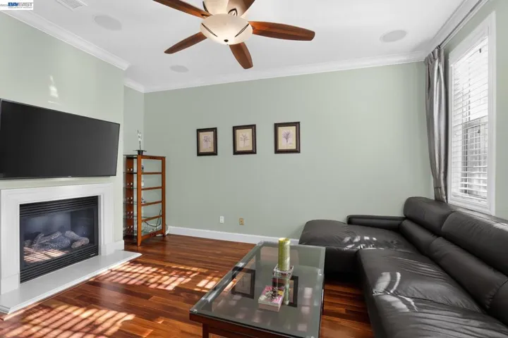 1071 Konstanz Ter, Sunnyvale, California 94089 — photo 4