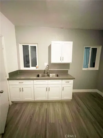1317 Linwood, Los Angeles, California 90017 — photo 5