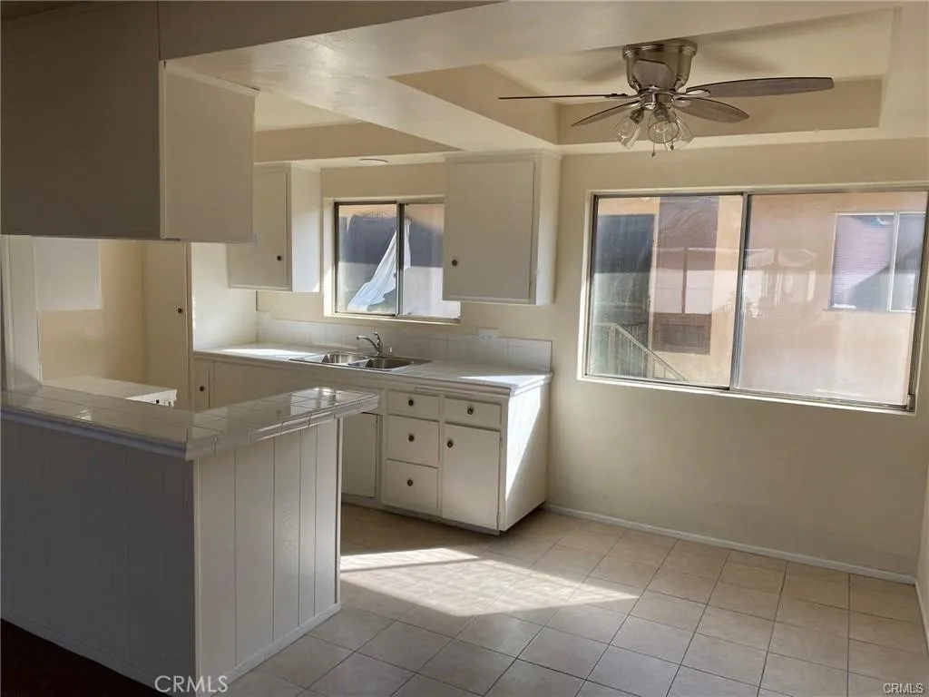 3568 Brenton, Lynwood, California 90262 — photo 4