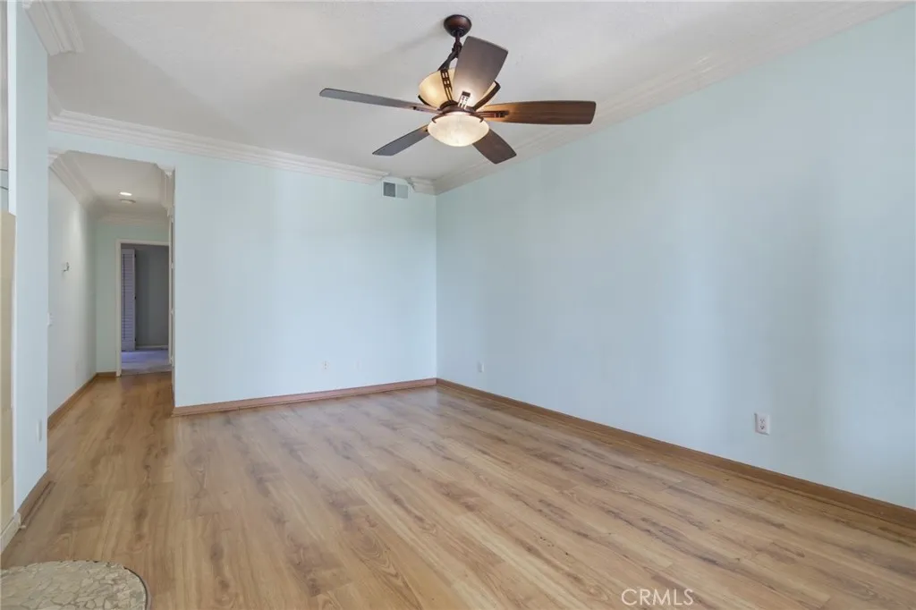 4623 E 4th 6, Long Beach, California 90814 — photo 5