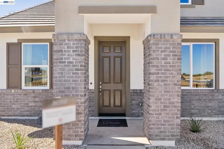 658 West Cliff St, Oakley, California 94561 — photo 5
