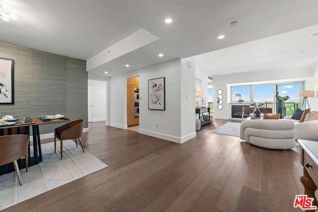 13600 Marina Pointe Drive 1904, Marina Del Rey, California 90292 — photo 4